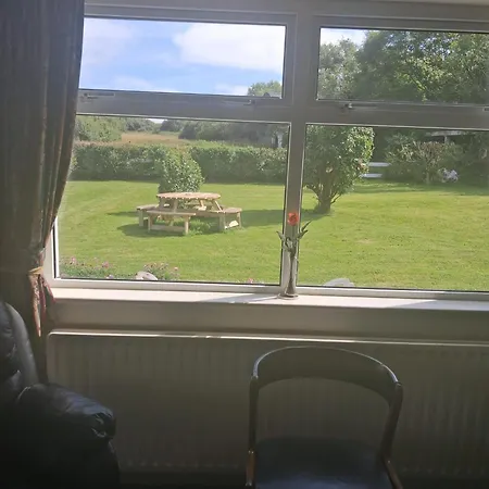 The Pink House, Quay Road, Casa vacanze Carrigaholt